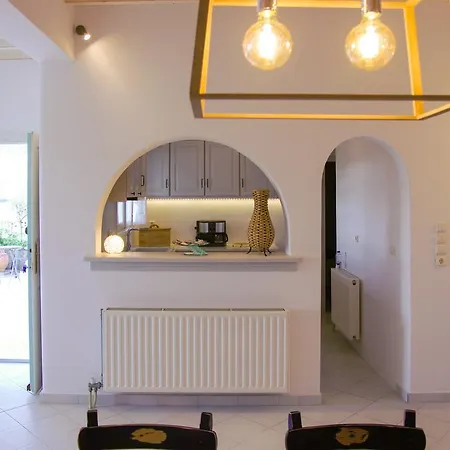 Relaxing Mykonos Villa
